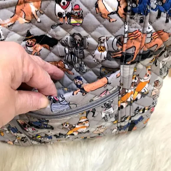 VERA BRADLEY Rare Gray Multi HOWL-O-WEEN Halloween Dogs Zip Top Cotton VERA Tote - Picture 4 of 16